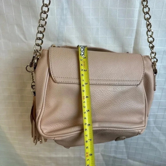 Bcbg Leather  Cream  Gold chain Tone Shoulder Purse - Picture 6 of 7